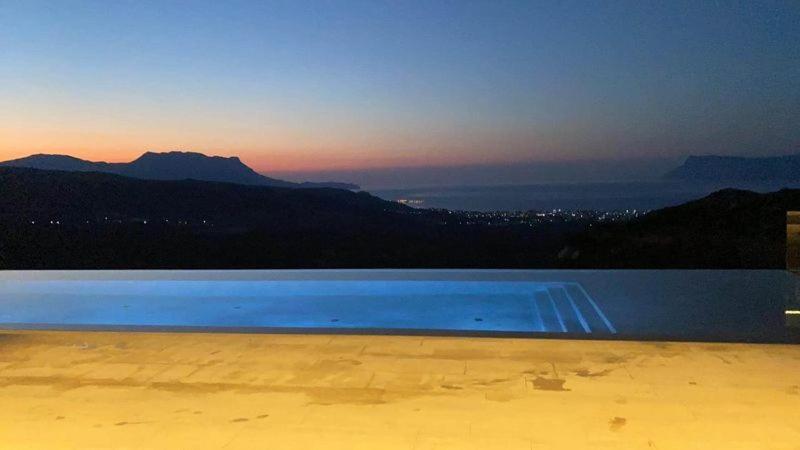 Ellas Residence Fantastic Pool Heated 키사모스 외부 사진