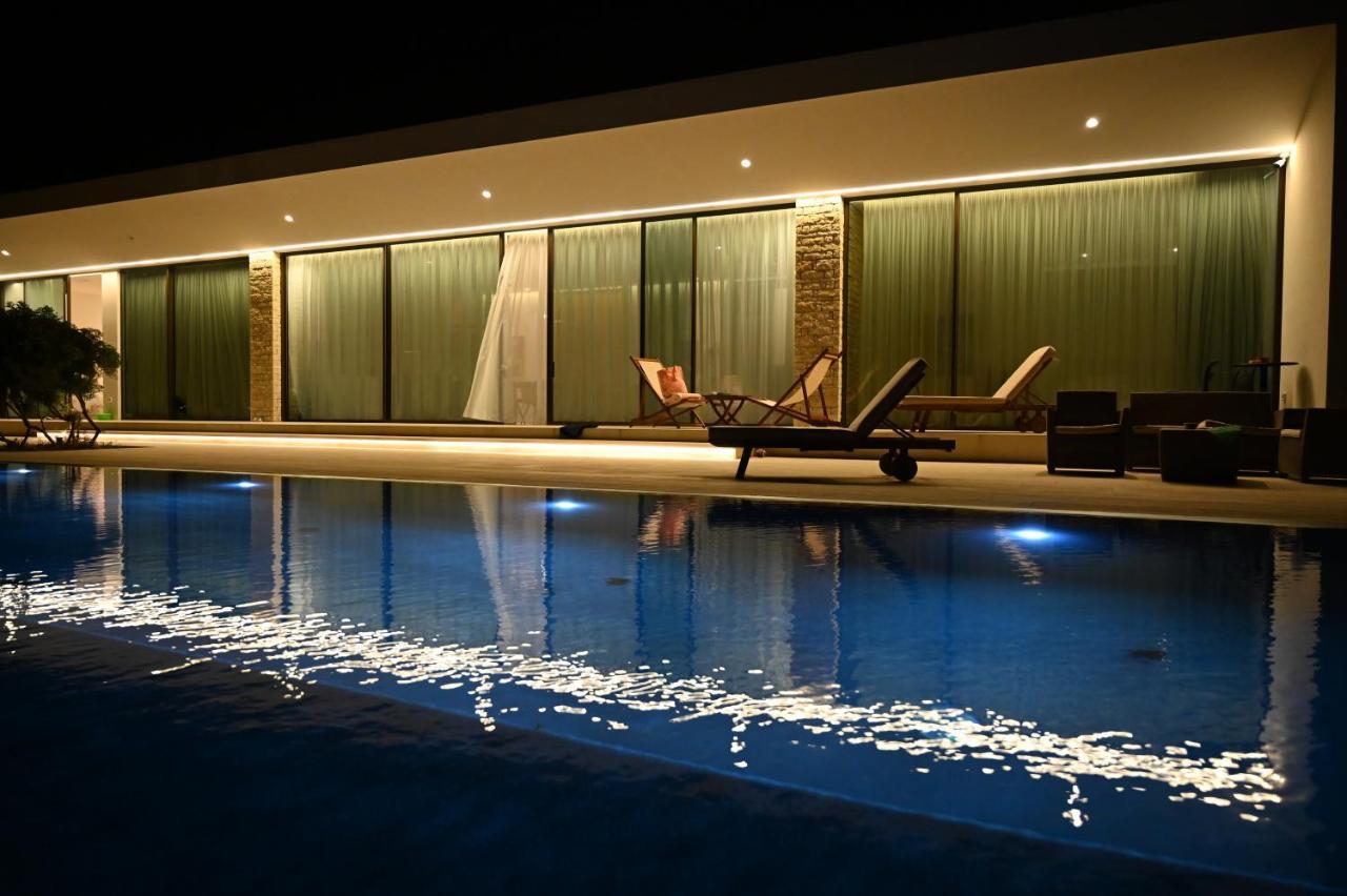 Ellas Residence Fantastic Pool Heated 키사모스 외부 사진
